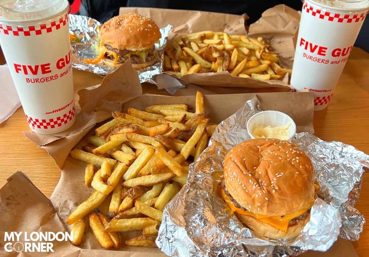 Five Guys burger e patatine