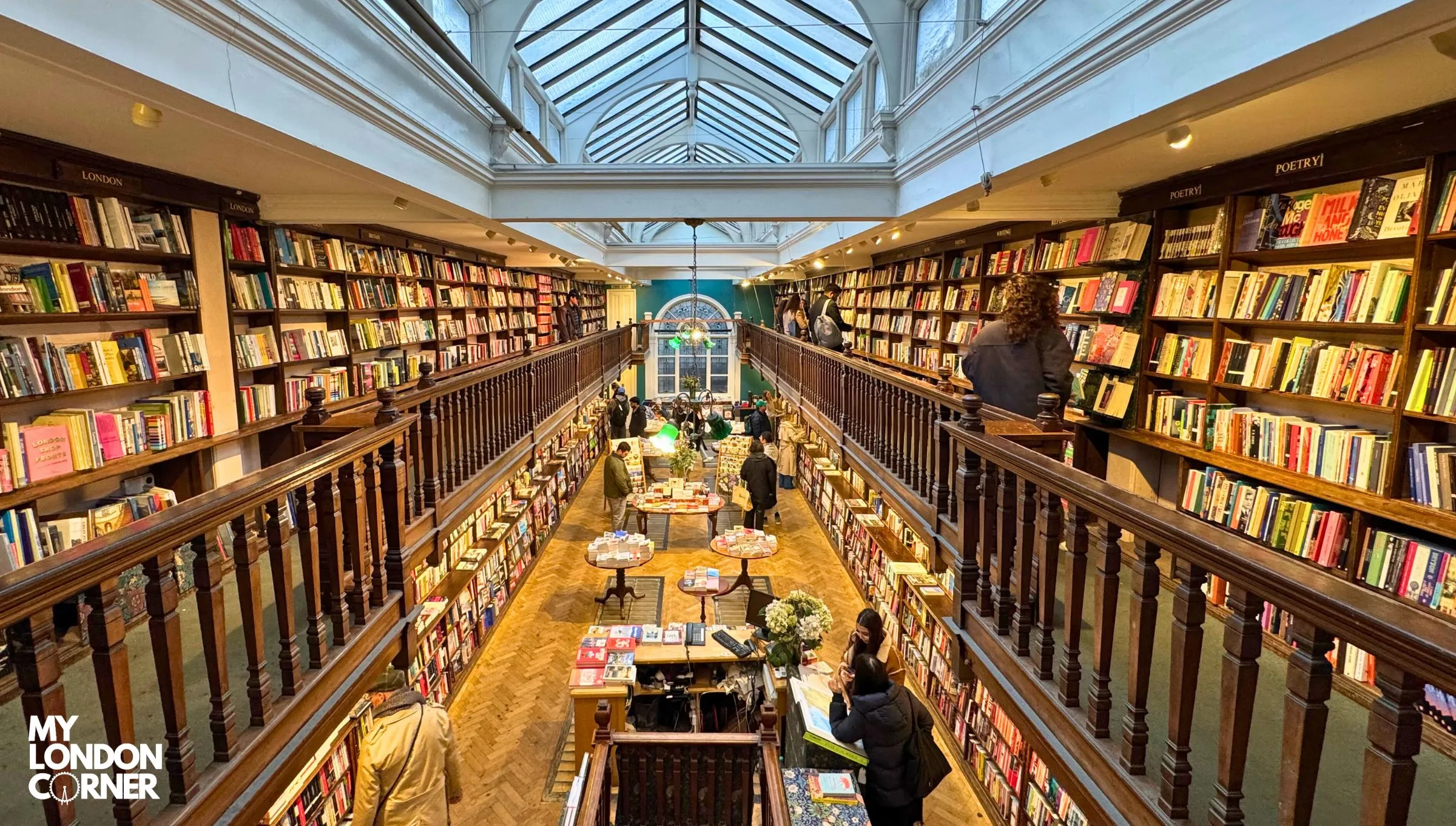 Daunt Books Marylebone: la libreria più bella di Londra