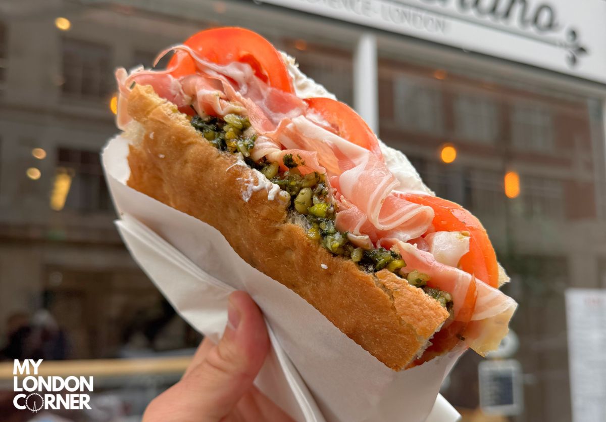 Tour Street Food a Londra tra Shoreditch e Brick Lane con Guida Italiana - foto 6 (Pret A Manger, 121 Bethnal Green Road, London, E2 7DG)